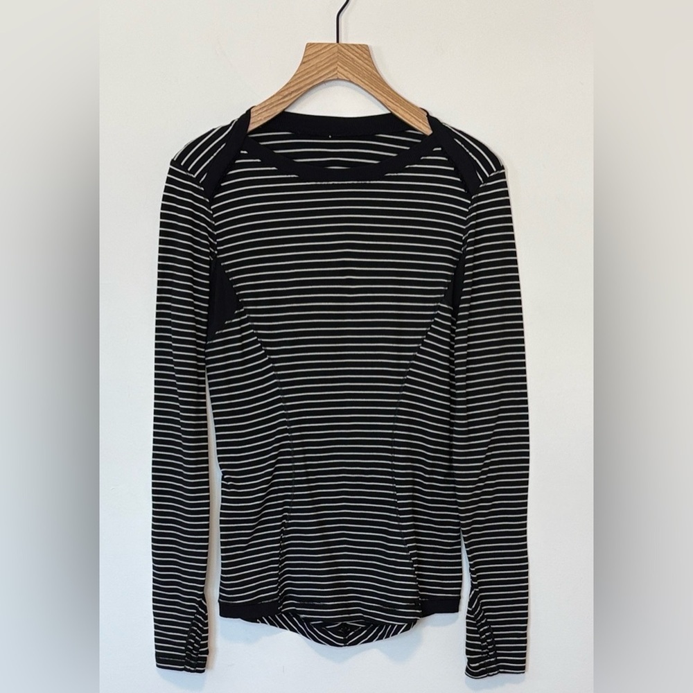 Lululemon Base Runner Long Sleeve , sz : 6 - Picture 6 of 12